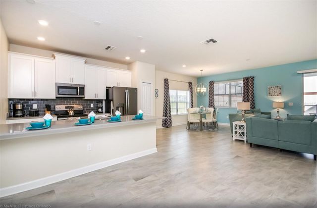 9007 STINGER DRIVE, Davenport, FL 33896