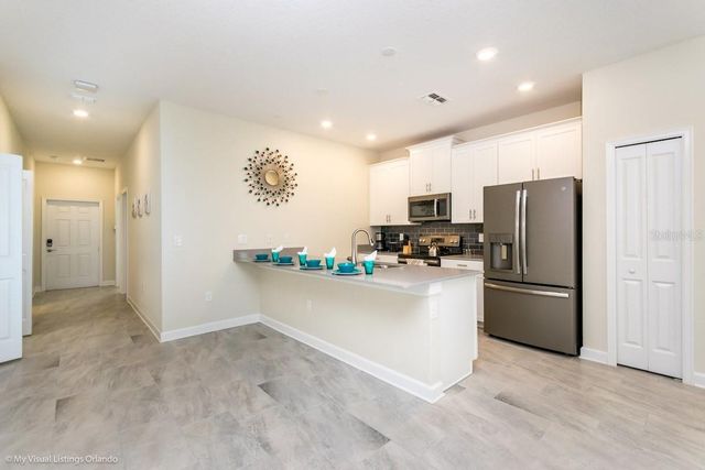 9007 STINGER DRIVE, Davenport, FL 33896