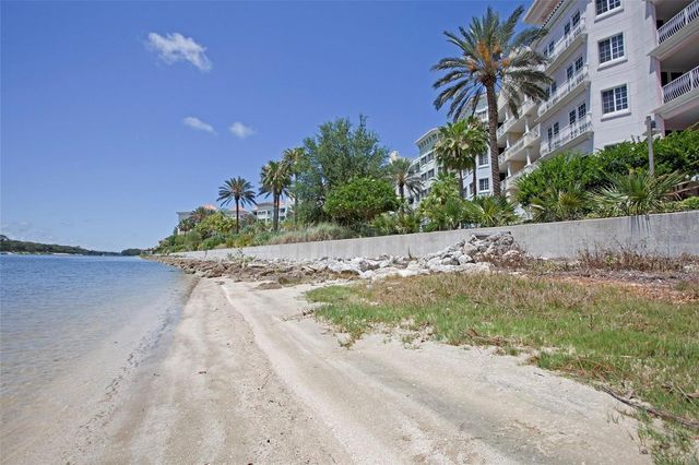 254 YACHT HARBOR DRIVE, Palm Coast, FL 32137