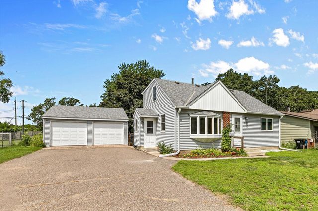 6110 Starlite Boulevard NE, Fridley, MN 55432
