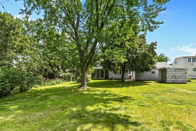 6110 Starlite Boulevard NE, Fridley, MN 55432
