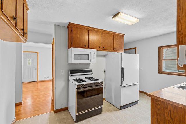 6110 Starlite Boulevard NE, Fridley, MN 55432