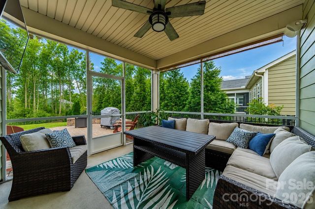 12807 Heath Grove Drive, Huntersville, NC 28078