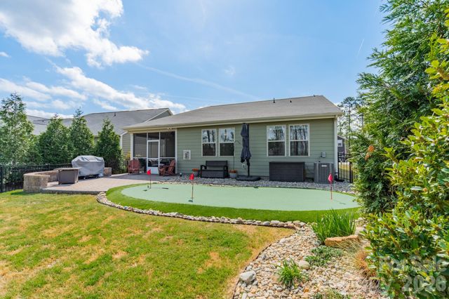 12807 Heath Grove Drive, Huntersville, NC 28078
