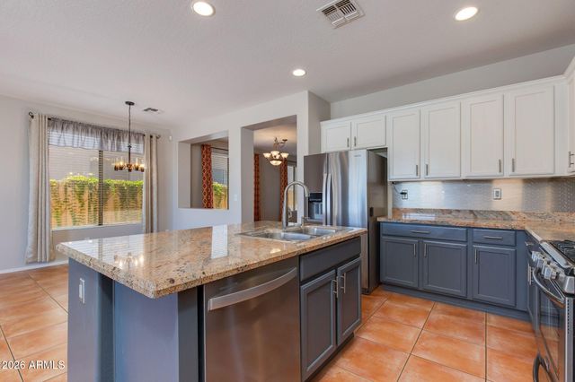 2510 W COYOTE CREEK Drive, Phoenix, AZ 85086