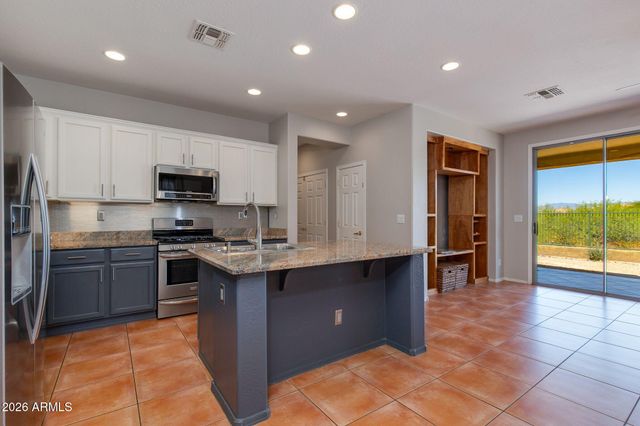 2510 W COYOTE CREEK Drive, Phoenix, AZ 85086