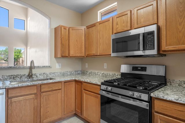 1424 Danzante Drive SE, Rio Rancho, NM 87124