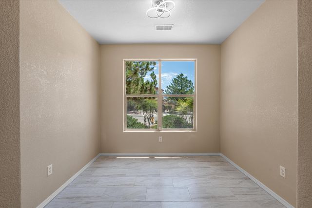 1424 Danzante Drive SE, Rio Rancho, NM 87124