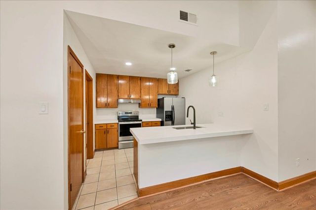 108 S Kaupo DR A & B, Bastrop, TX 78602