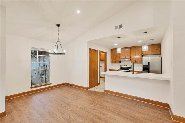 108 S Kaupo DR A & B, Bastrop, TX 78602