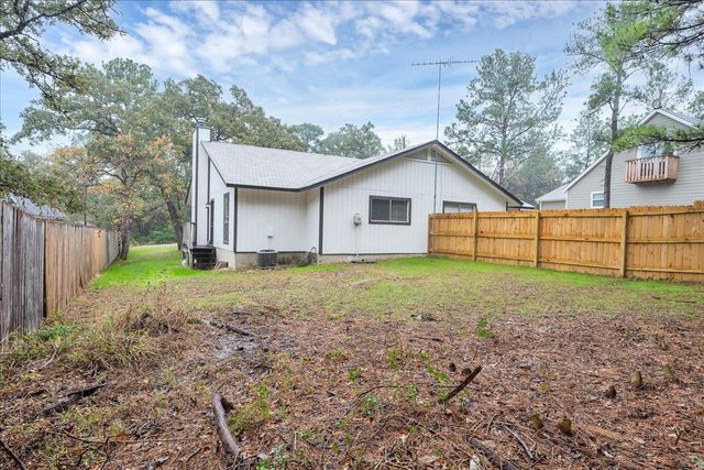 108 S Kaupo DR A & B, Bastrop, TX 78602