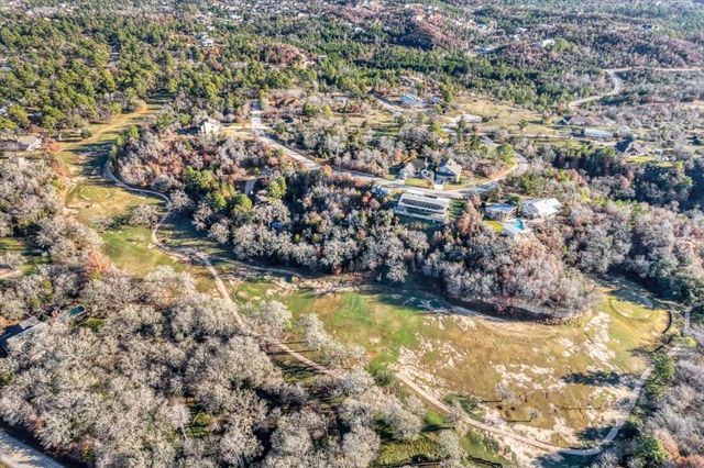 108 S Kaupo DR A & B, Bastrop, TX 78602