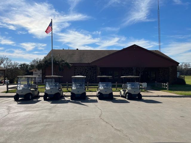 108 S Kaupo DR A & B, Bastrop, TX 78602