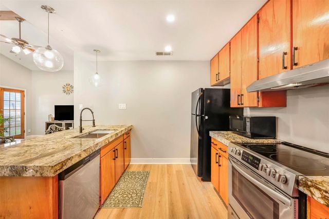 108 S Kaupo DR A & B, Bastrop, TX 78602