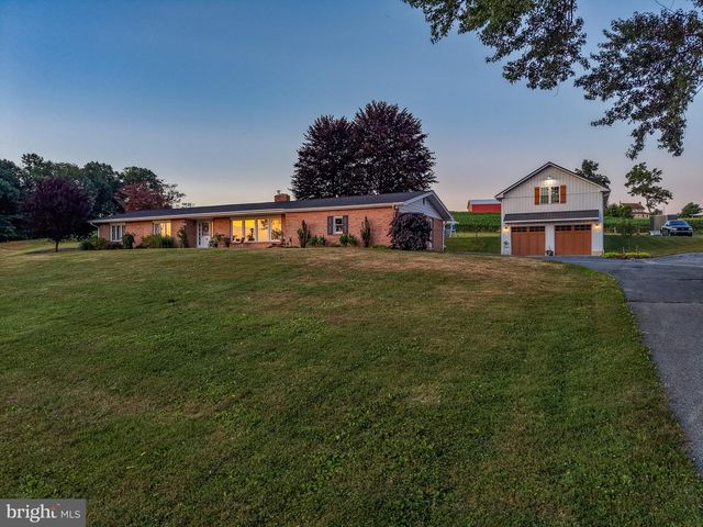 475 S COCALICO RD, Denver, PA 17517