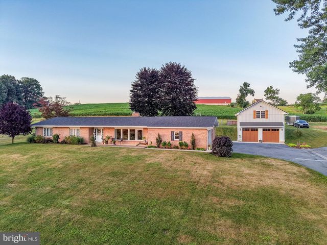 475 S COCALICO RD, Denver, PA 17517