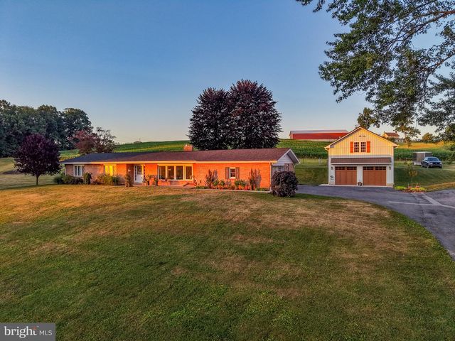 475 S COCALICO RD, Denver, PA 17517