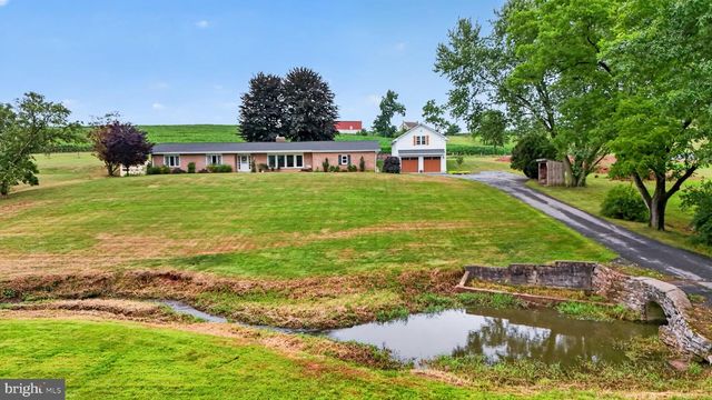 475 S COCALICO RD, Denver, PA 17517