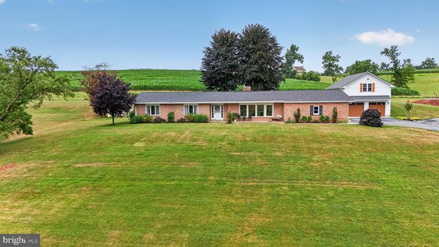 475 S COCALICO RD, Denver, PA 17517