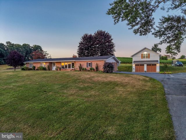 475 S COCALICO RD, Denver, PA 17517