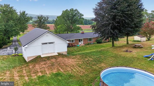 475 S COCALICO RD, Denver, PA 17517
