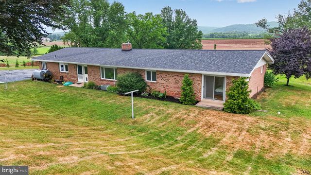 475 S COCALICO RD, Denver, PA 17517