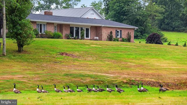 475 S COCALICO RD, Denver, PA 17517