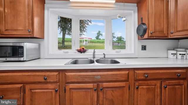 475 S COCALICO RD, Denver, PA 17517