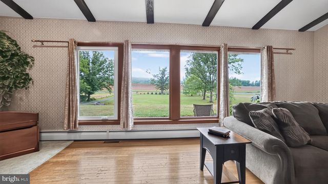 475 S COCALICO RD, Denver, PA 17517