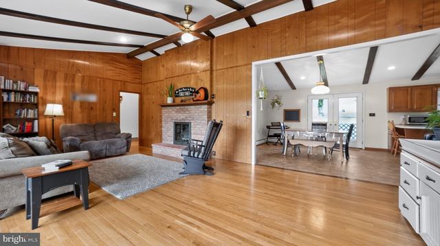 475 S COCALICO RD, Denver, PA 17517