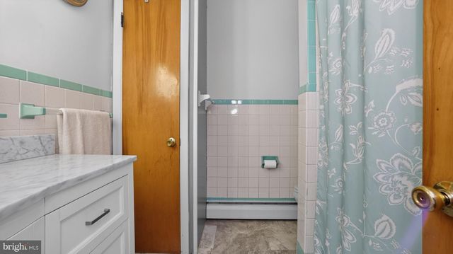 475 S COCALICO RD, Denver, PA 17517