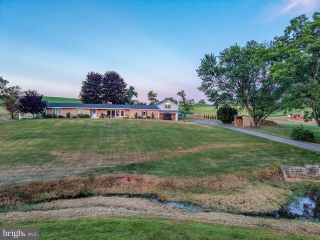 475 S COCALICO RD, Denver, PA 17517