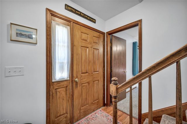 319 Greenwood Court, Elyria, OH 44035