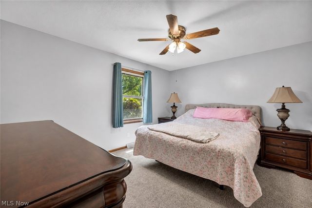 319 Greenwood Court, Elyria, OH 44035