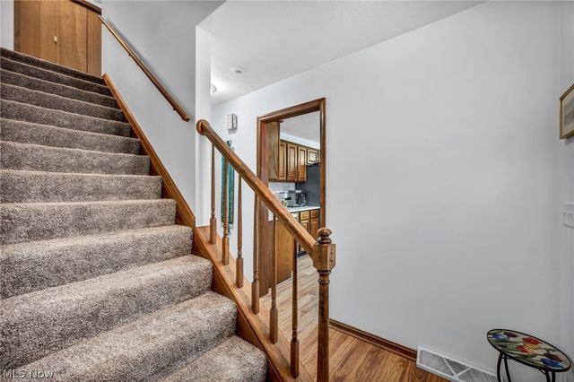 319 Greenwood Court, Elyria, OH 44035