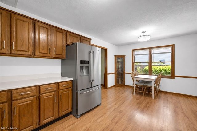 319 Greenwood Court, Elyria, OH 44035