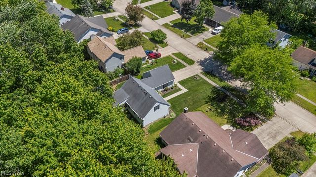 319 Greenwood Court, Elyria, OH 44035
