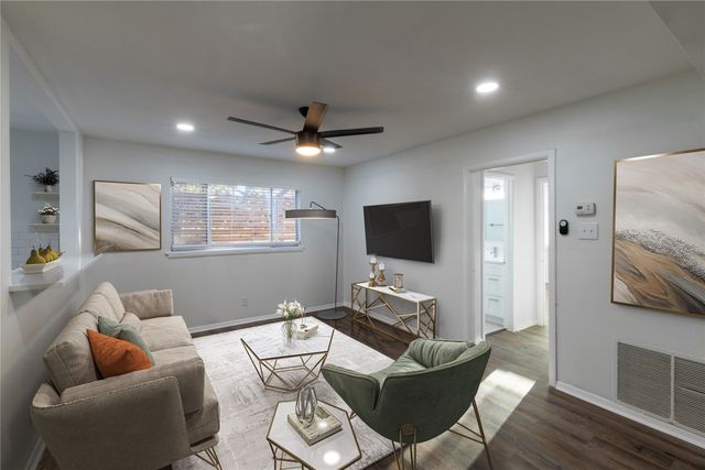 5921 Gaston Avenue C, Dallas, TX 75214