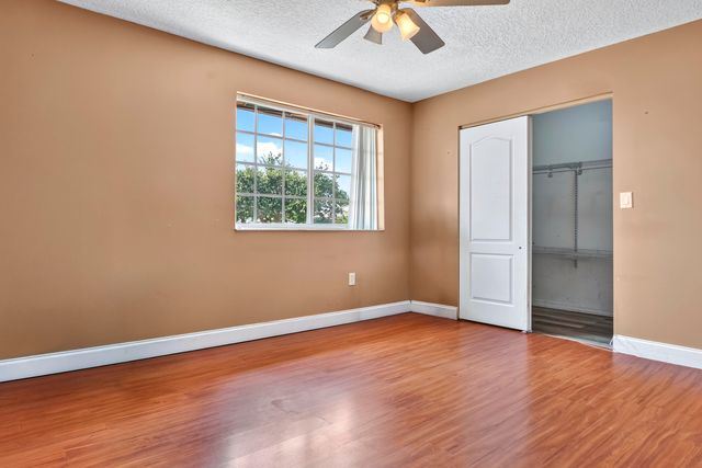 10334 SW 164th Place, Miami, FL 33196