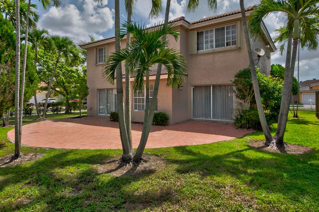 10334 SW 164th Place, Miami, FL 33196