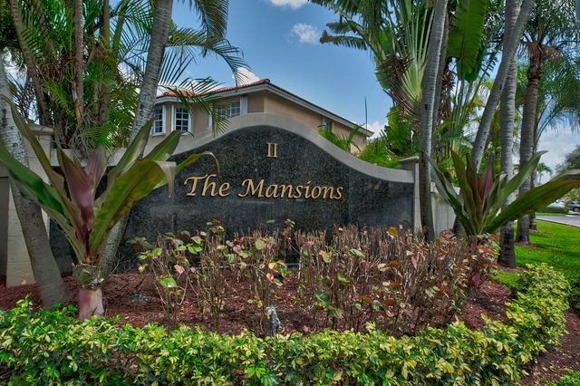 10334 SW 164th Place, Miami, FL 33196