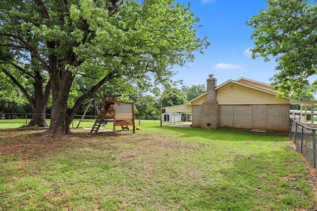 16029 SE 28th Street, Choctaw, OK 73020