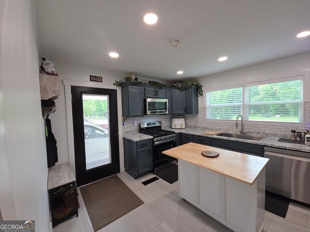 395 E Milner Road, Zebulon, GA 30295