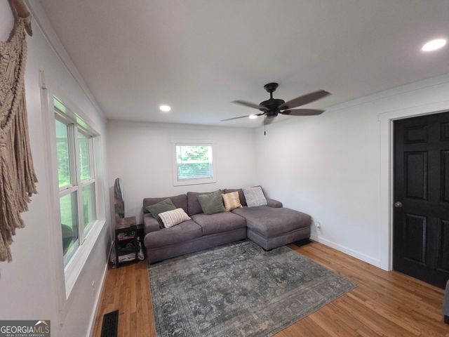 395 E Milner Road, Zebulon, GA 30295