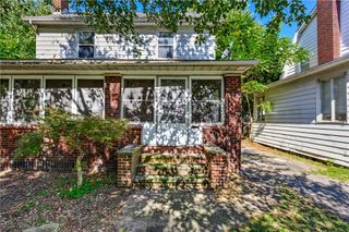 710 Woodbine Avenue SE, Warren, OH 44483