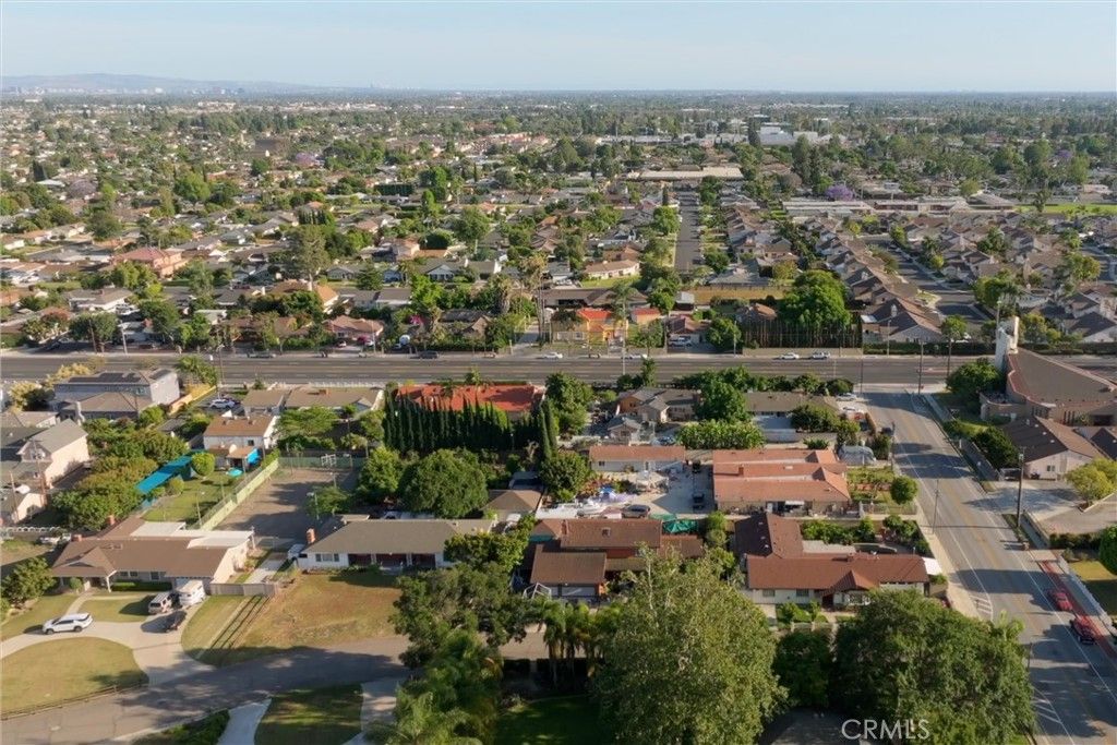 Image 16 of property listing at 11252 Chapman Avenue, Garden Grove, CA 92840