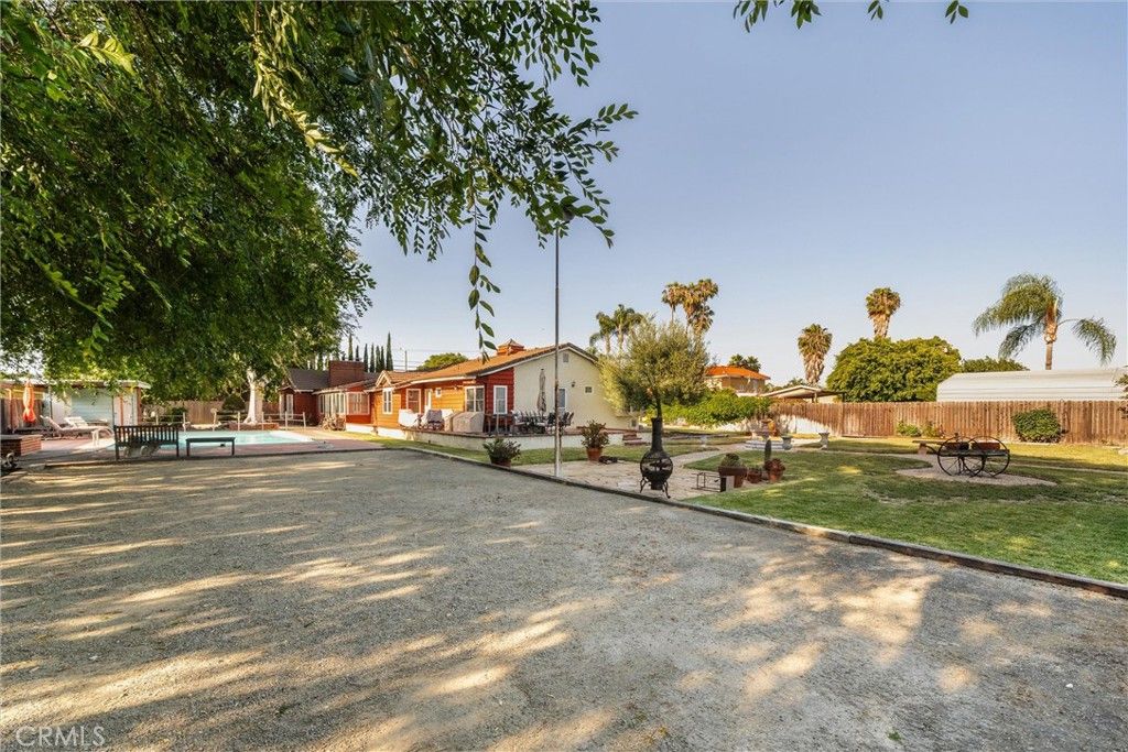 Image 6 of property listing at 11252 Chapman Avenue, Garden Grove, CA 92840