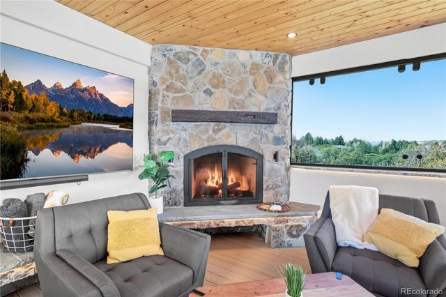 502 E 3rd Avenue, Castle Rock, CO 80108