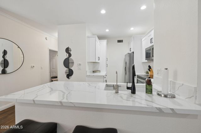 7009 E Acoma Drive 1168, Scottsdale, AZ 85254