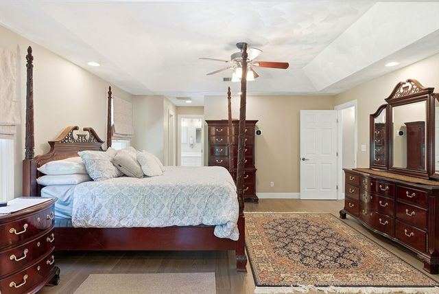 35 Harmony Ln, Methuen, MA 01844